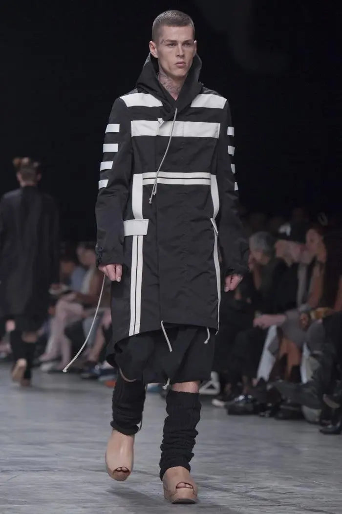 'Island' Runway Belted Parka