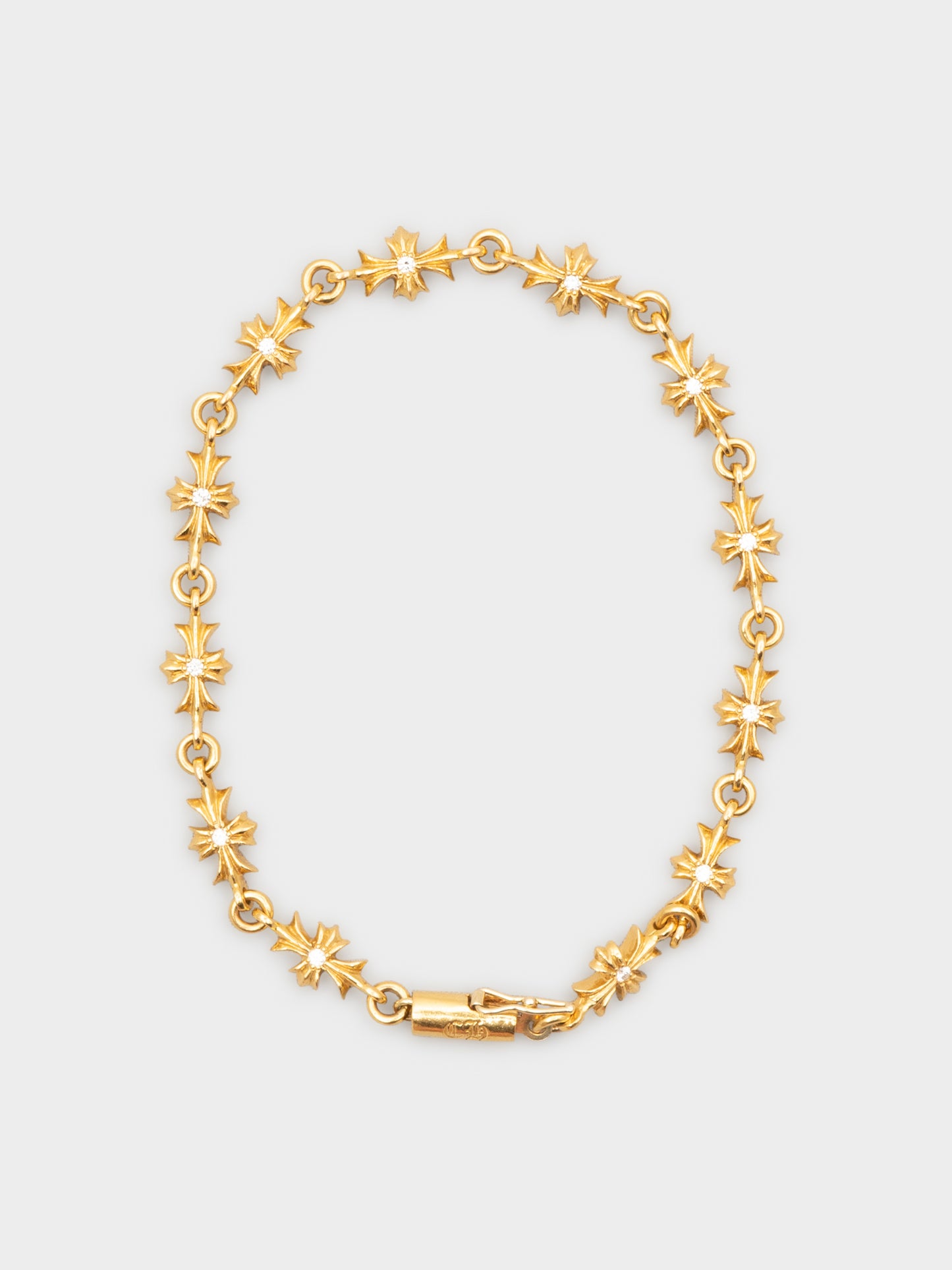 22k Diamond Tiny E Bracelet