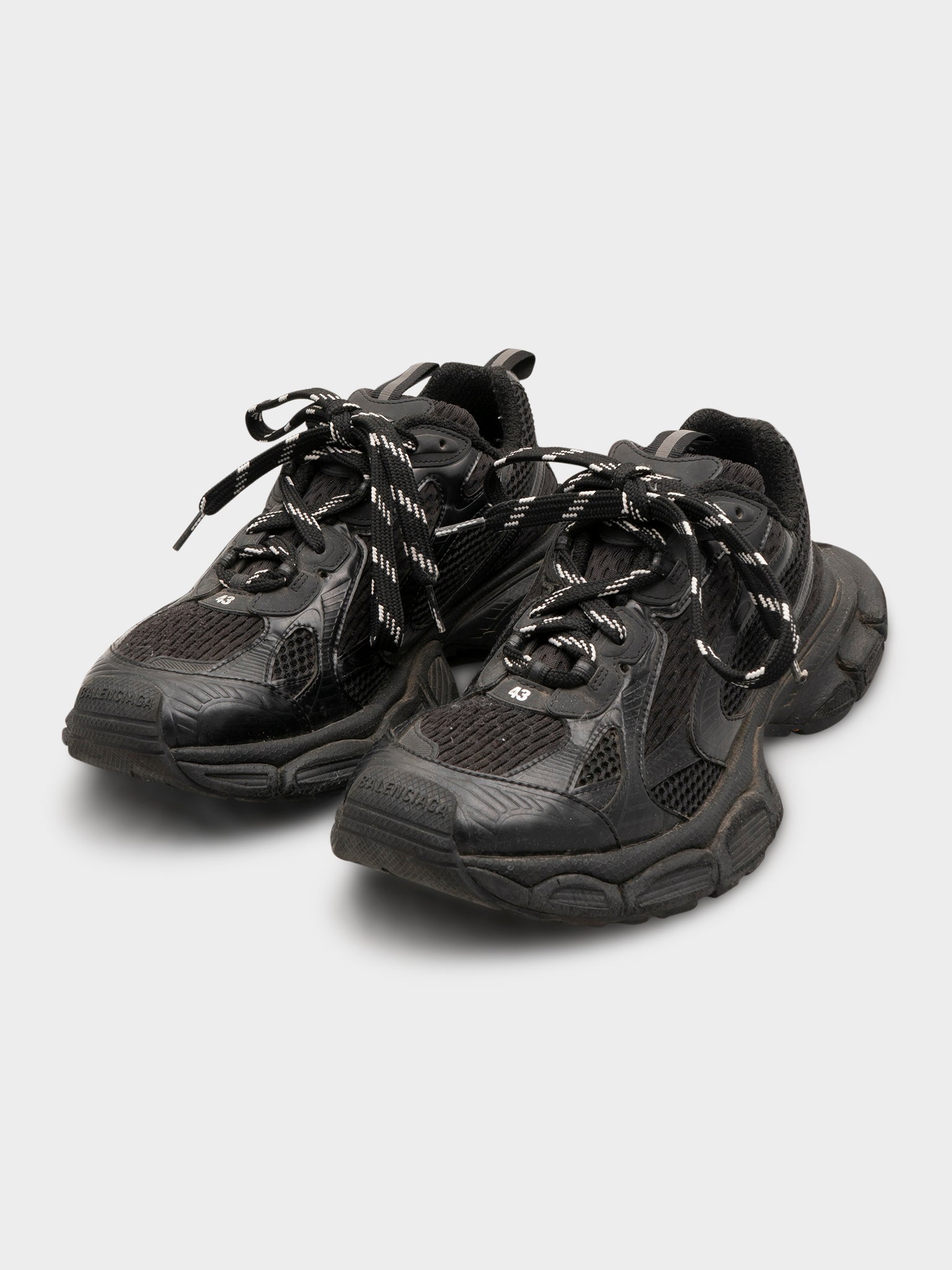 Buy Balenciaga Black 3XL Sneakers Online at Groupie Buy Balenciaga Black 3XL Sneakers Online at Groupie