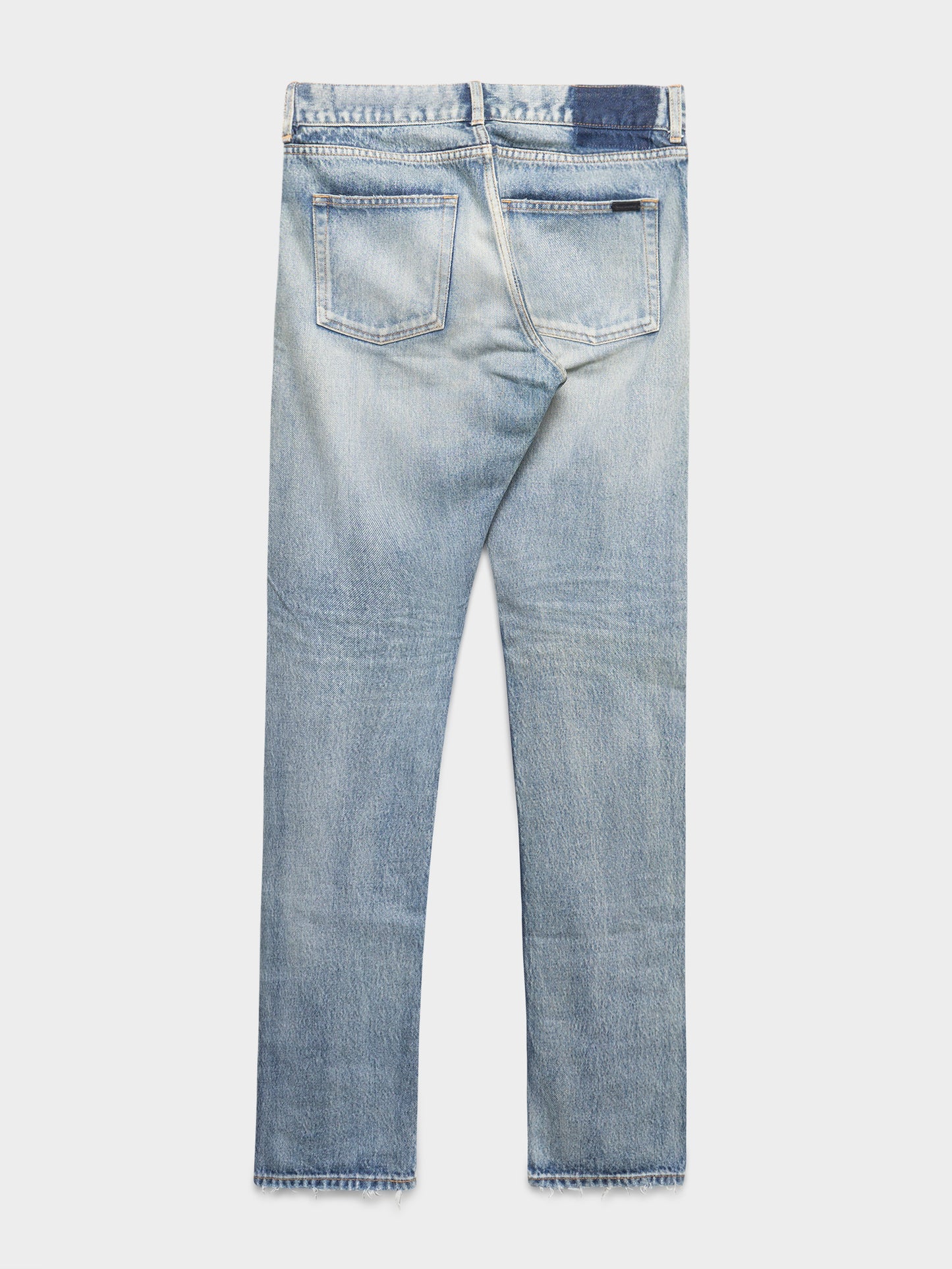 D18 Jeans