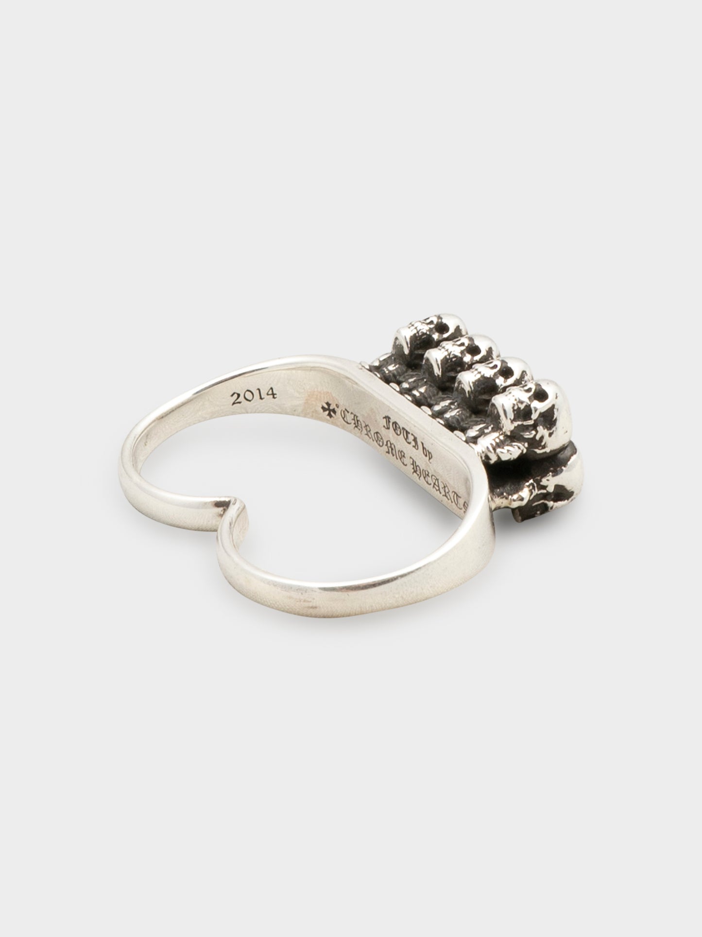 Foti Delphino 2-Finger Ring Chrome Hearts