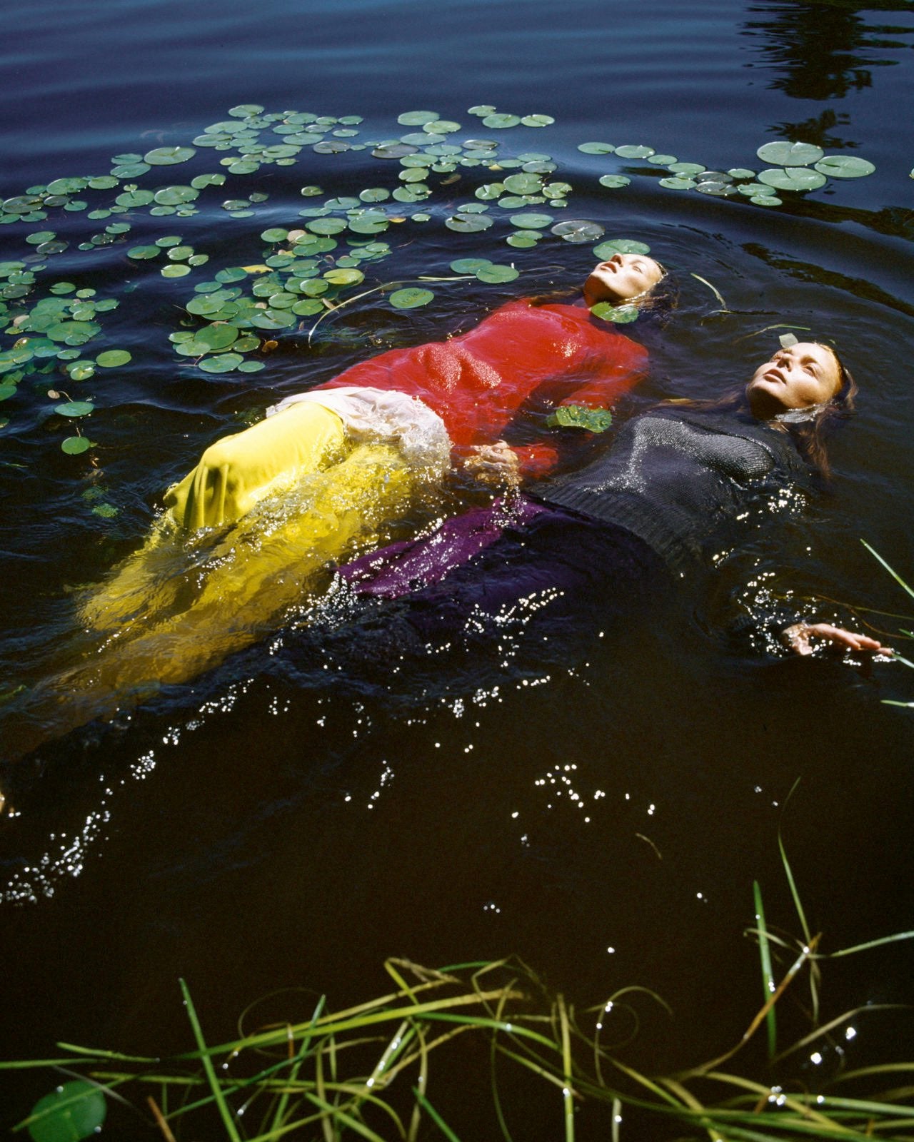 Carol Christian Poell's 'MAINSTREAM DOWNSTREAM' S/S 2004 show. – Groupie