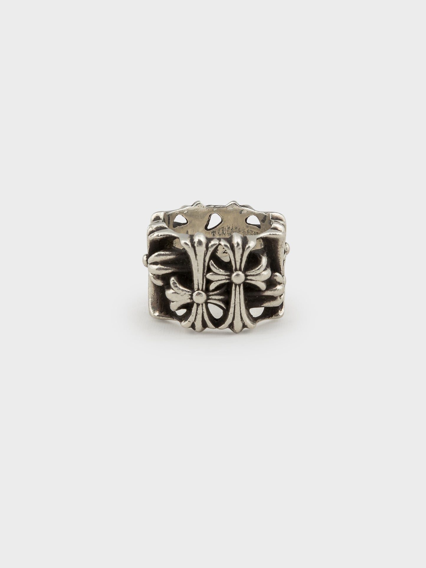 Square Cemetery Ring