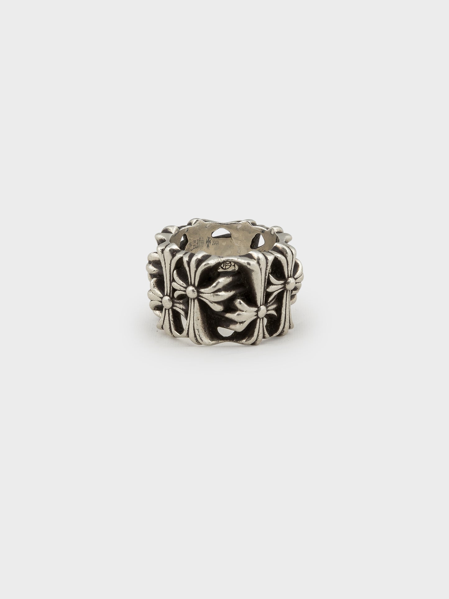 Square Cemetery Ring