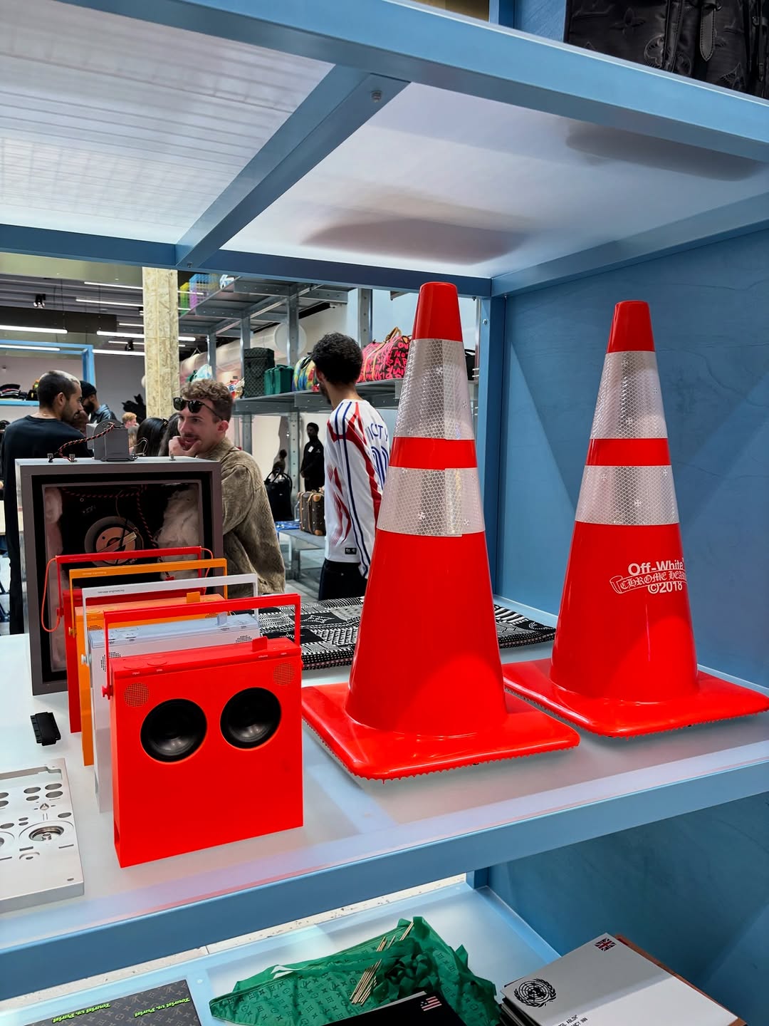 1/7 Off-White Traffic Safety Cone
