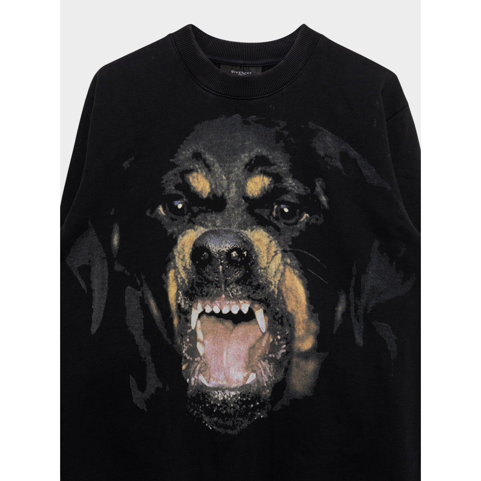 Givenchy: Rottweiler Crewneck | Groupie