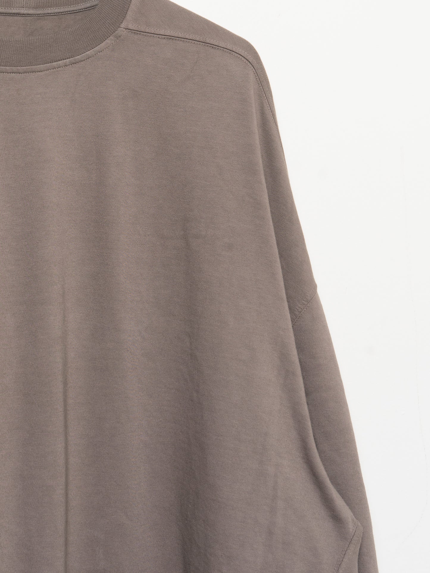 ‘Fogachine’ Dust One-Size Crewneck