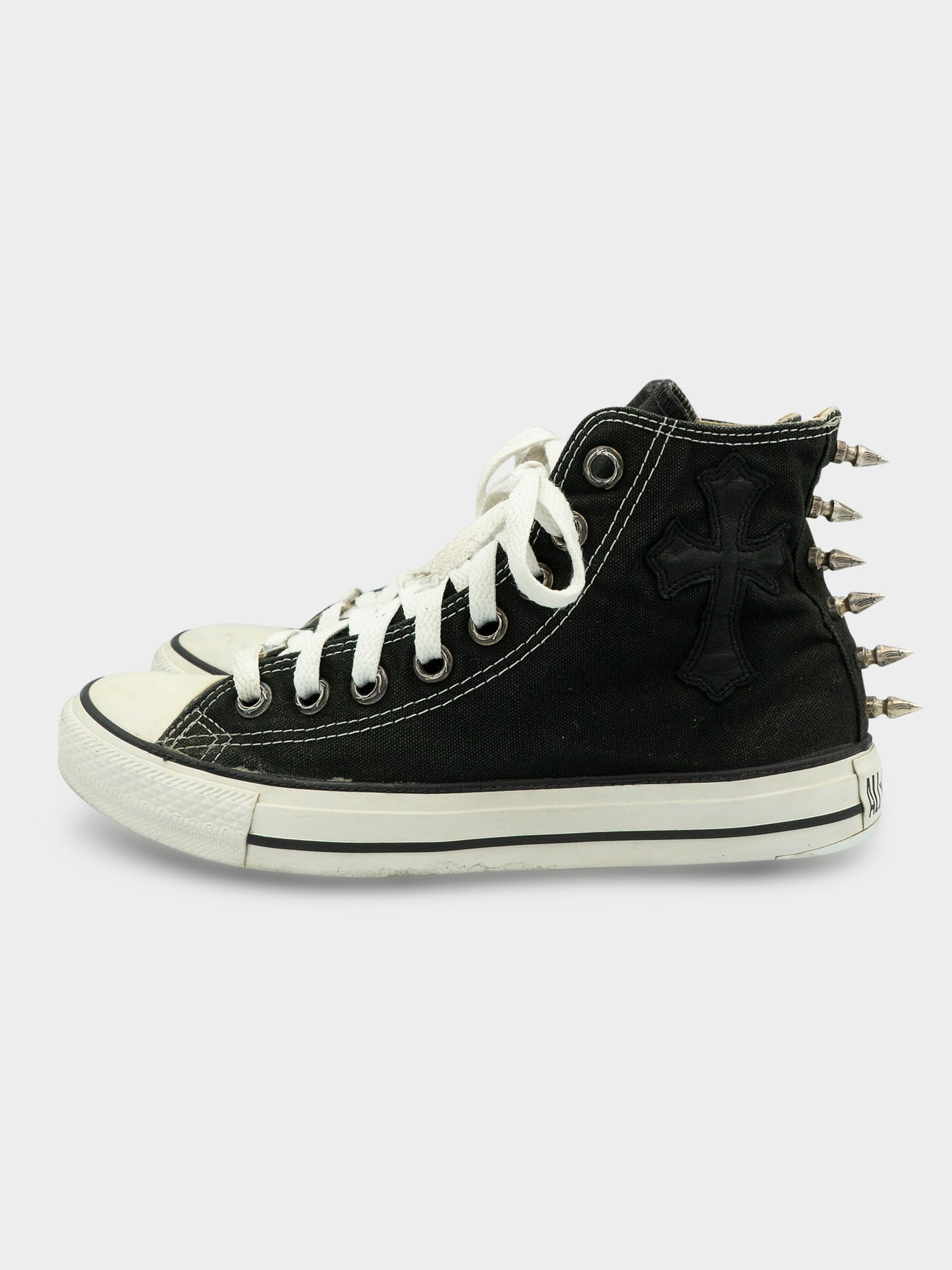 Spike Patched Converse