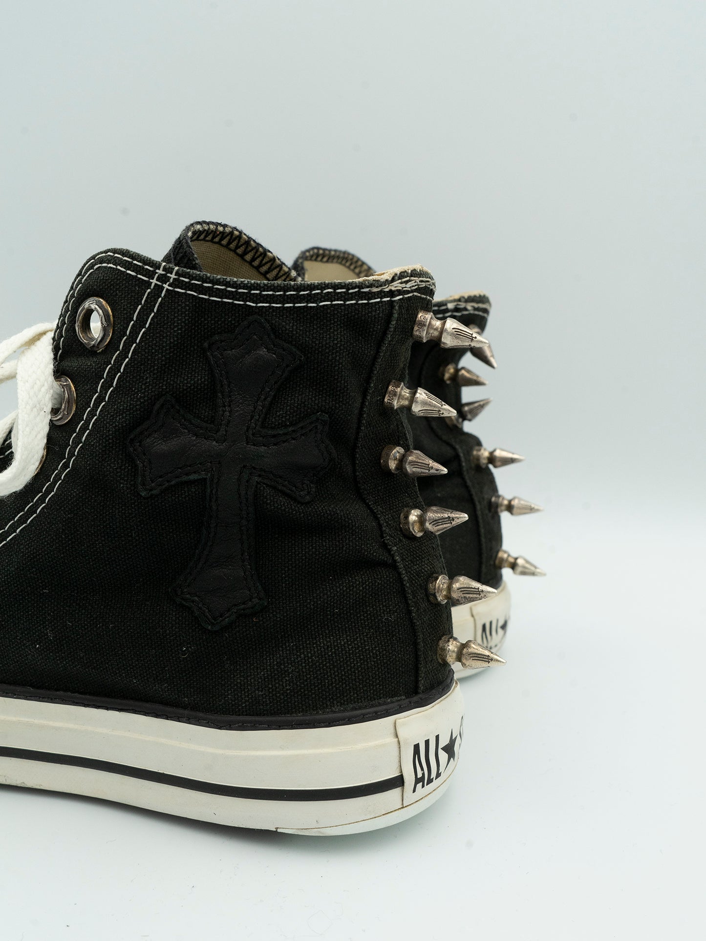 Spike Patched Converse