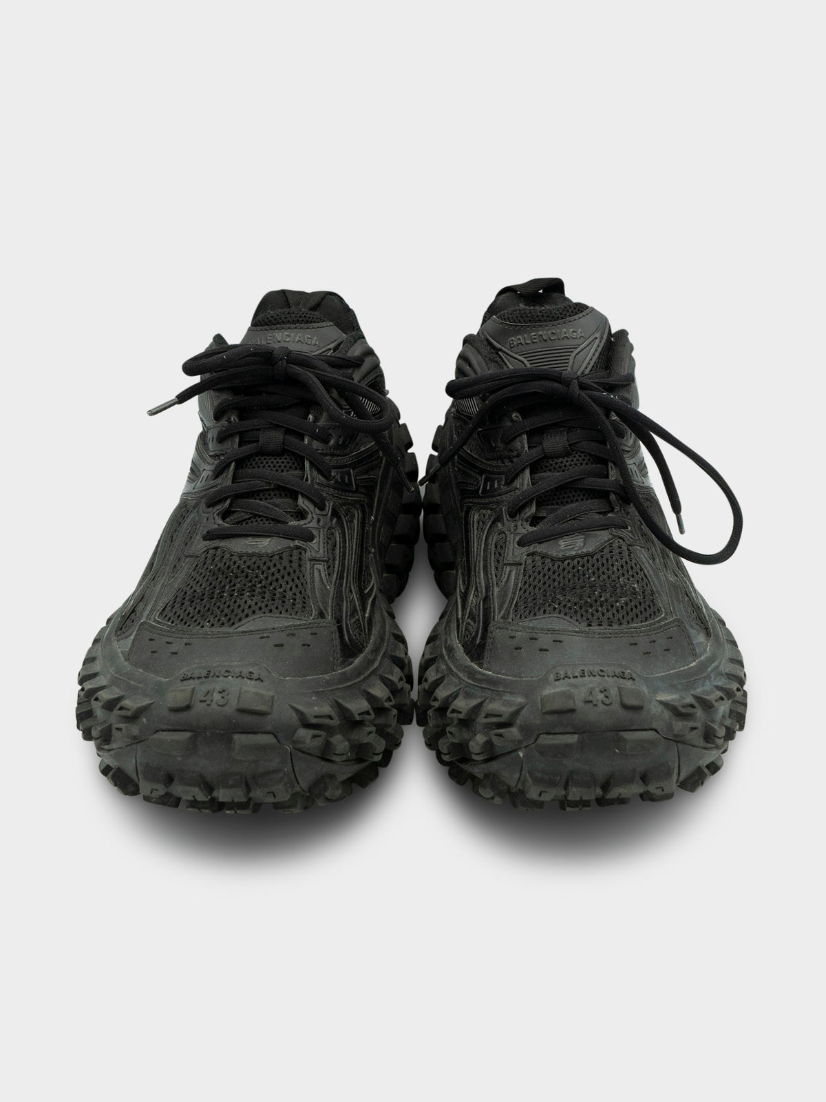 Bouncer Sneakers