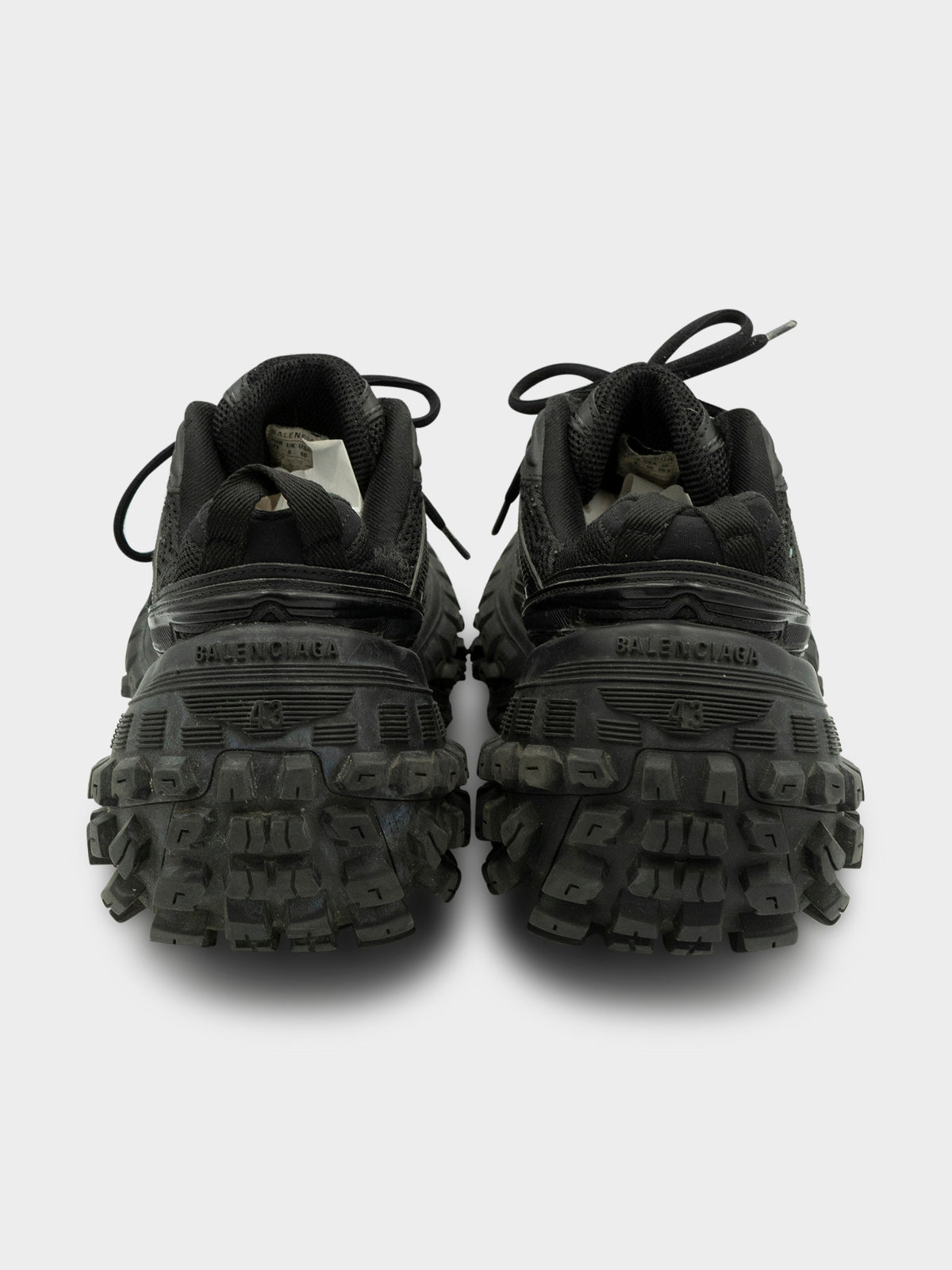 Bouncer Sneakers