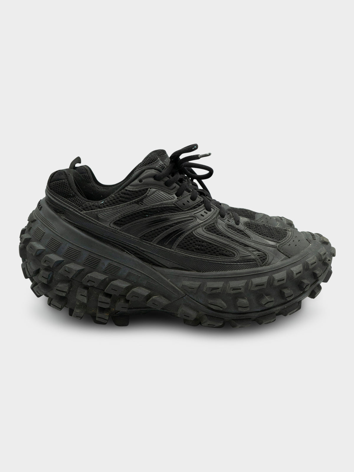 Bouncer Sneakers