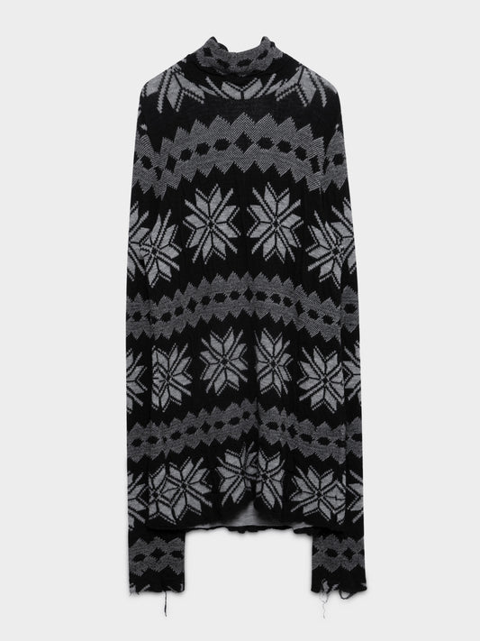 Oversized Intarsia Snowflake Sweater