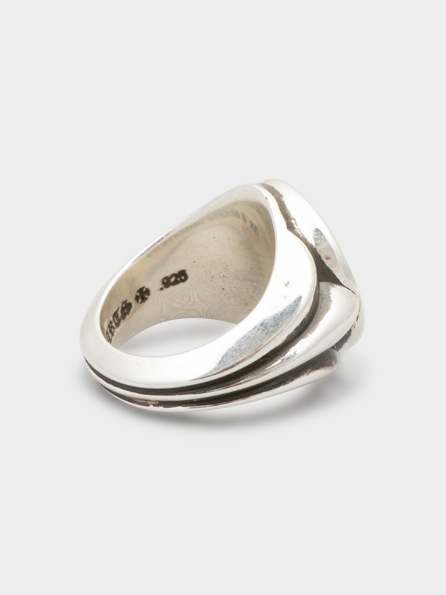 Chrome Hearts: Stamp Ring | Groupie
