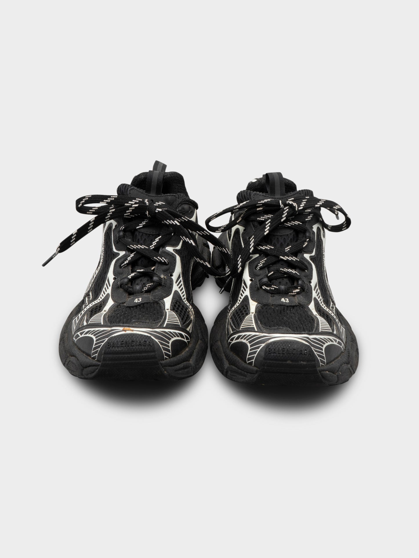3XL Sneakers