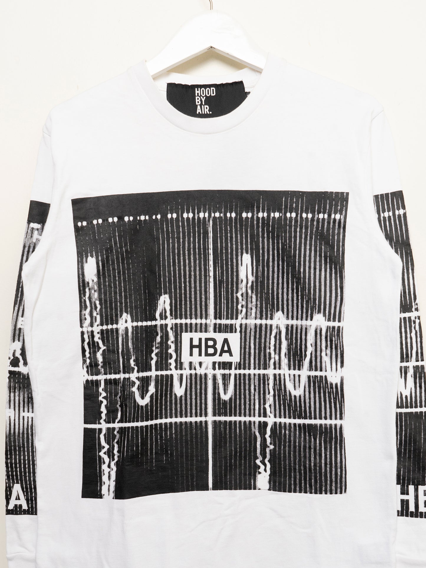 Heartbeat Longsleeve T-Shirt