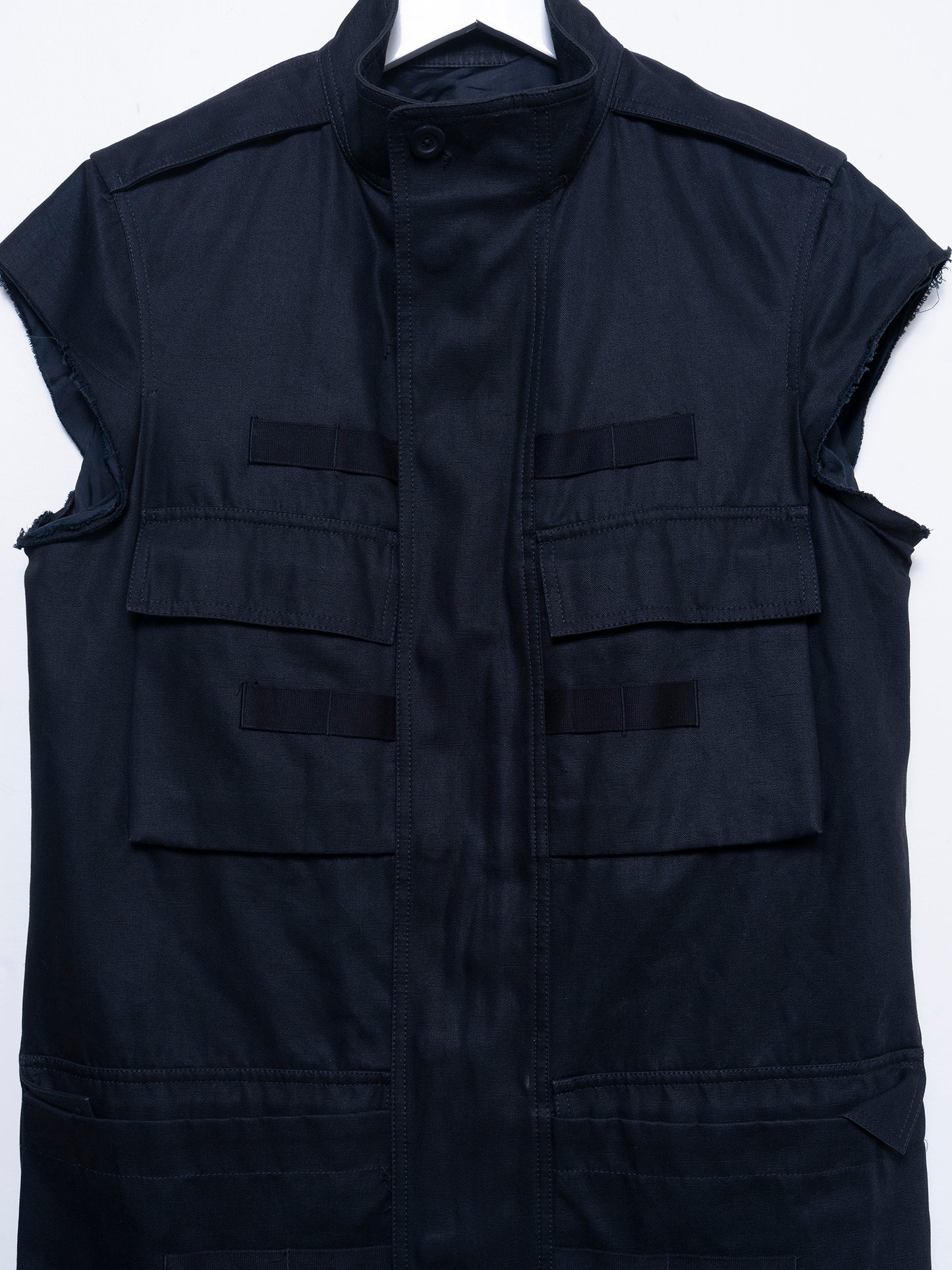 ‘Cyclops’ Sleeveless Cargo Parka