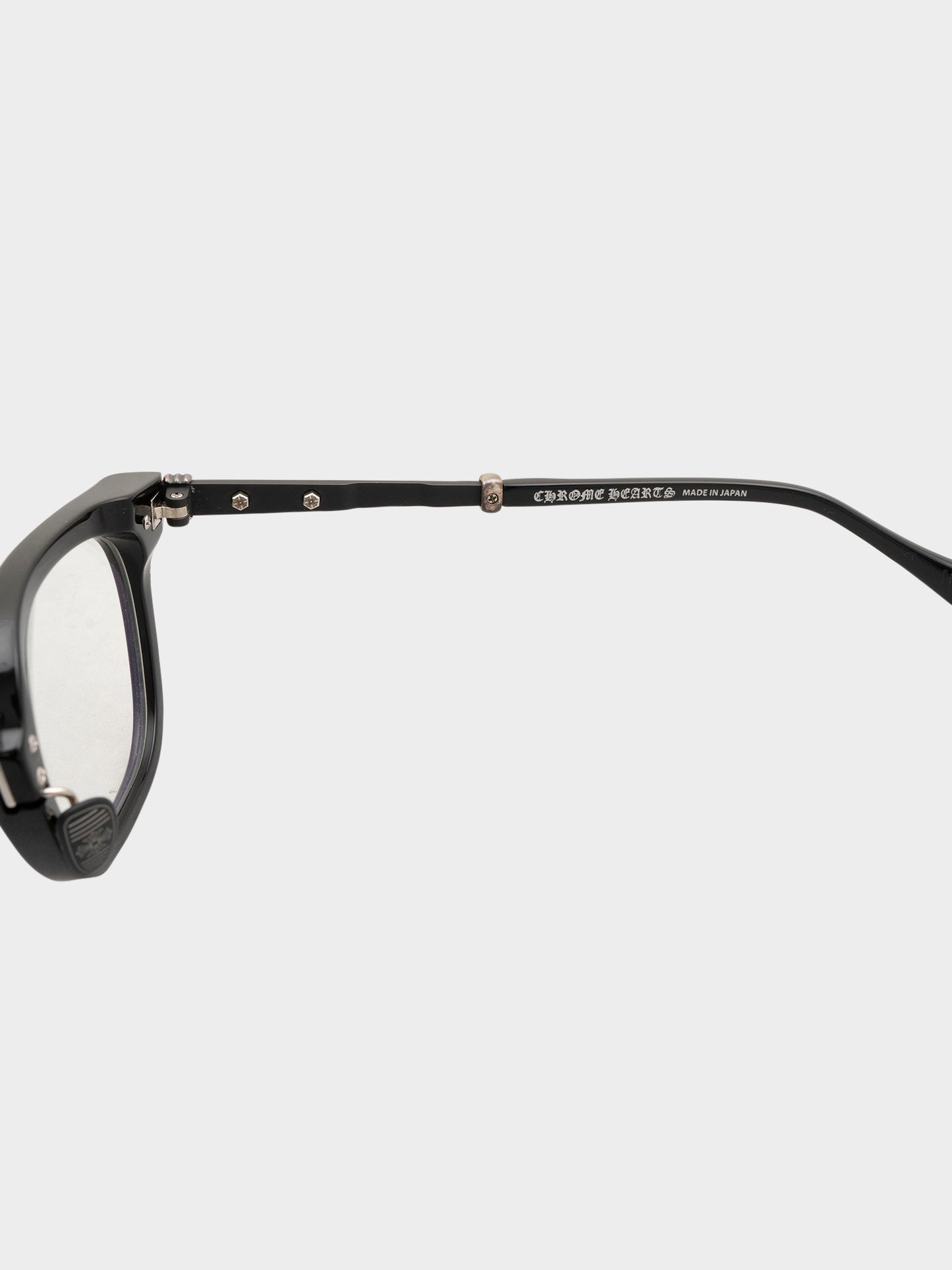 Titanasluvr Glasses