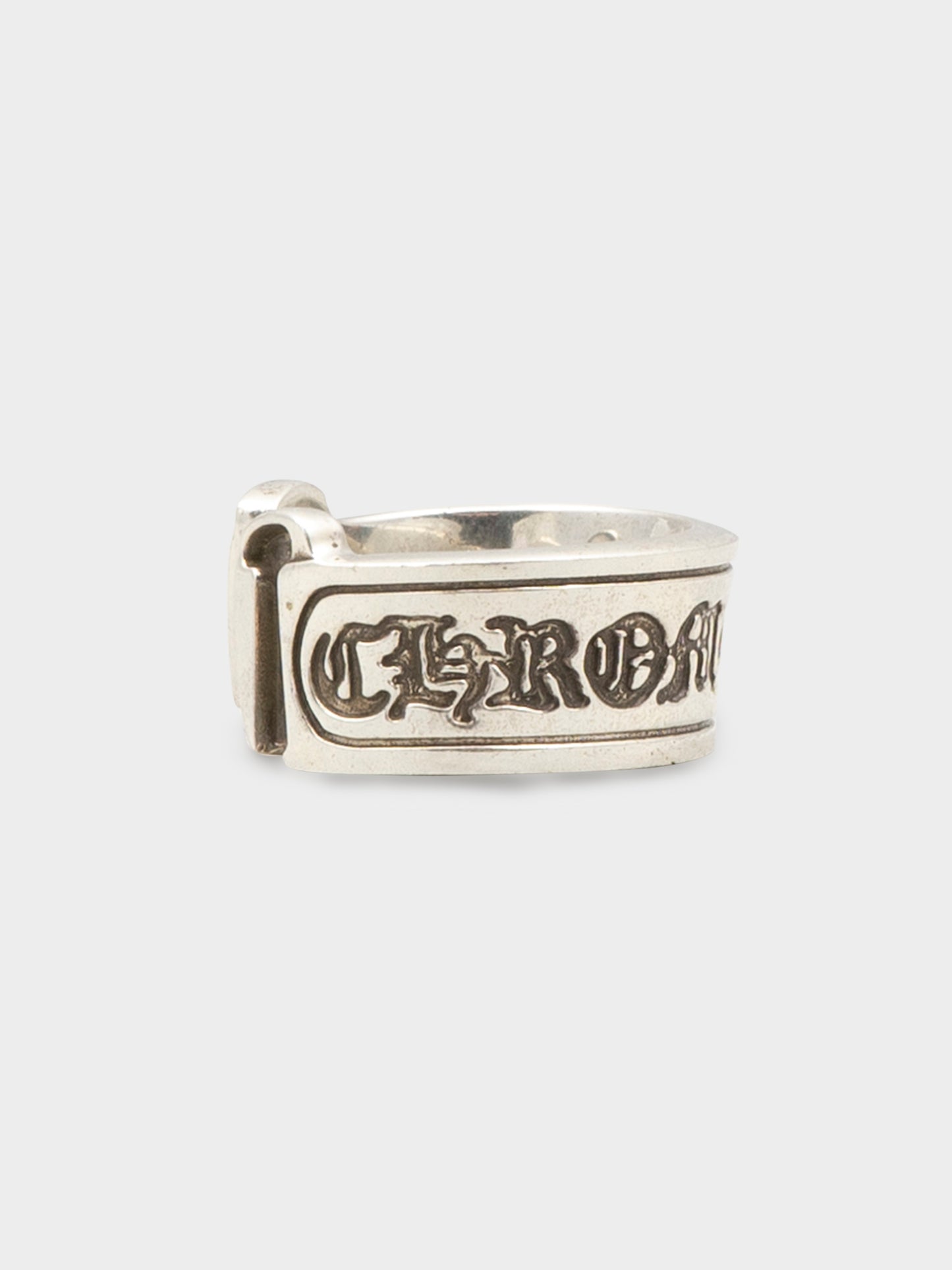 Large Scroll Label Ring
