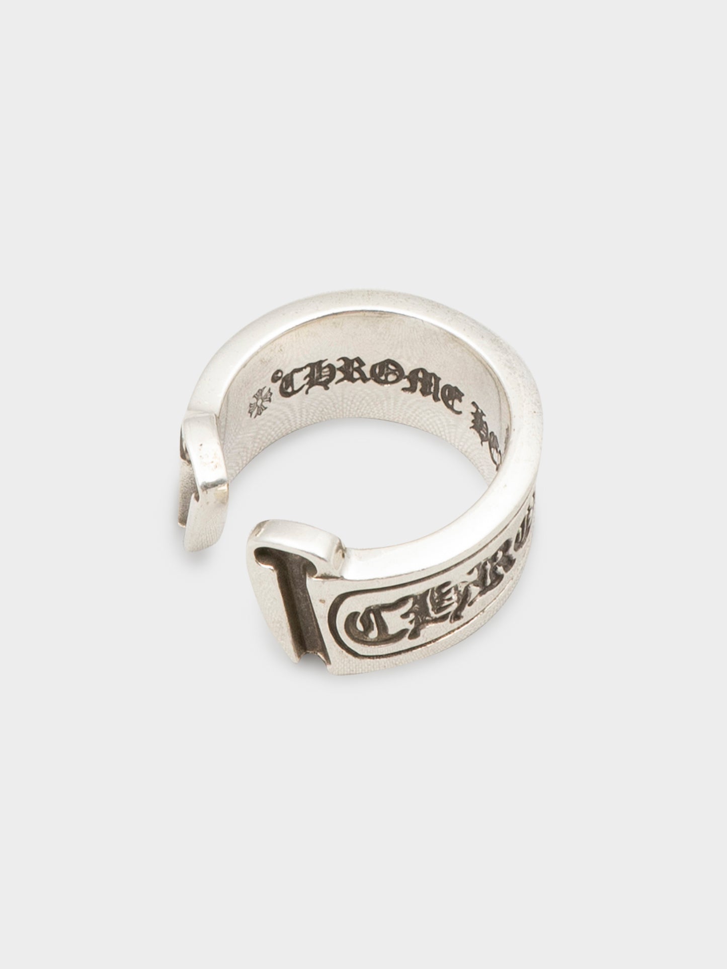 Large Scroll Label Ring