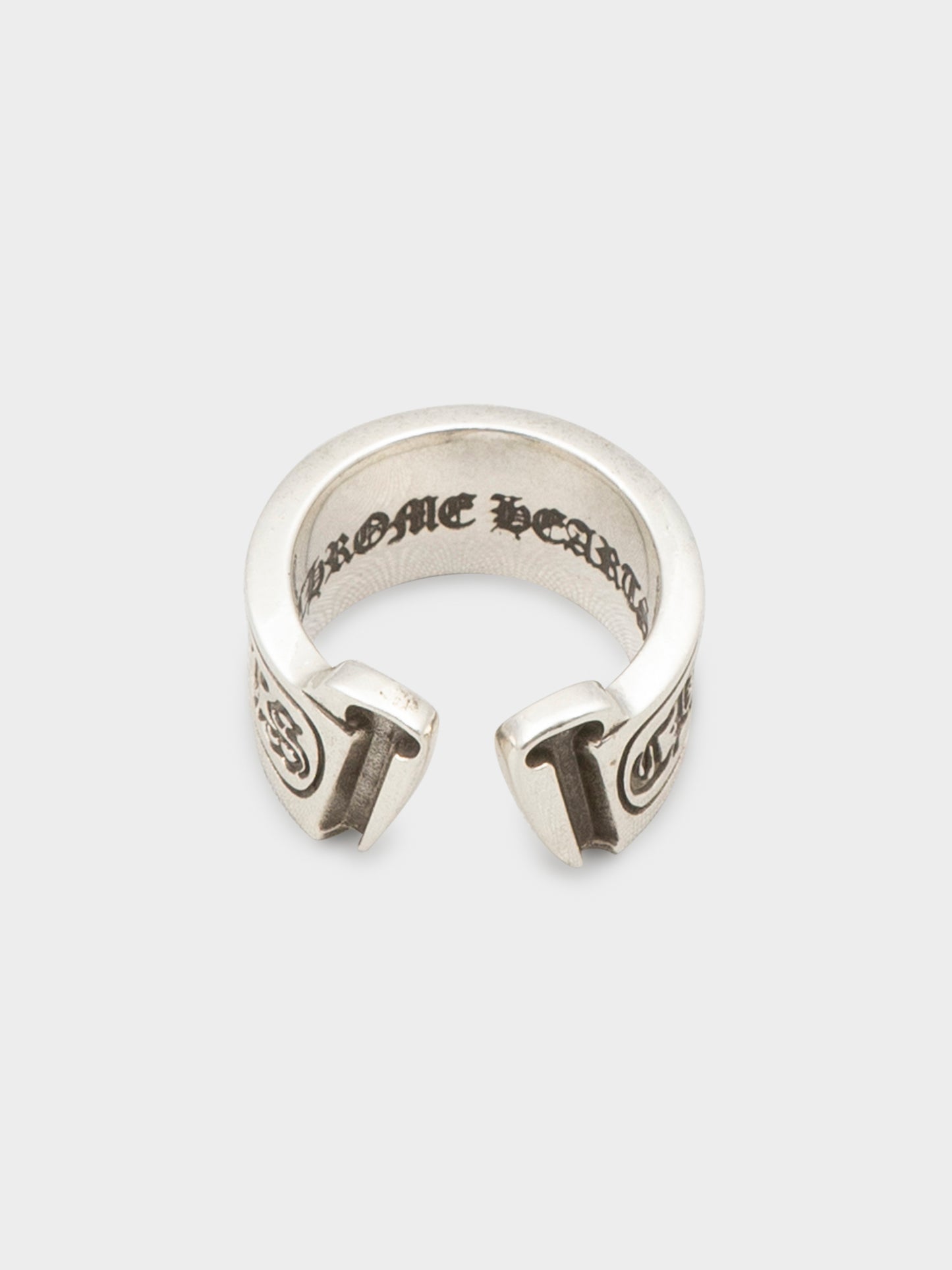 Large Scroll Label Ring