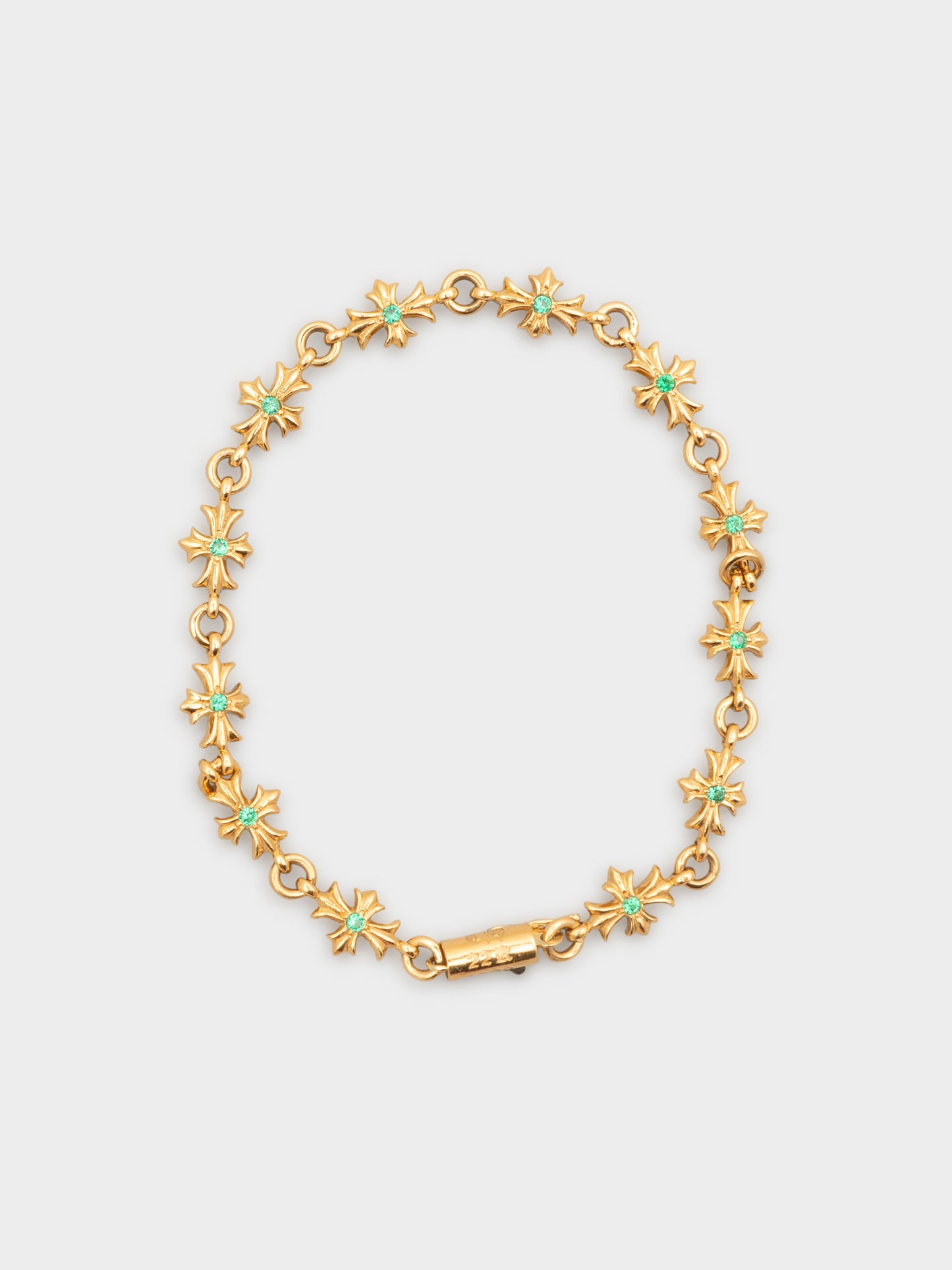 22k Emerald Tiny E Bracelet
