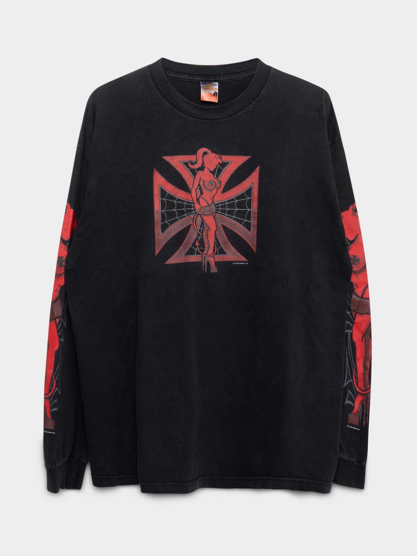 Cross + Girl Longsleeve