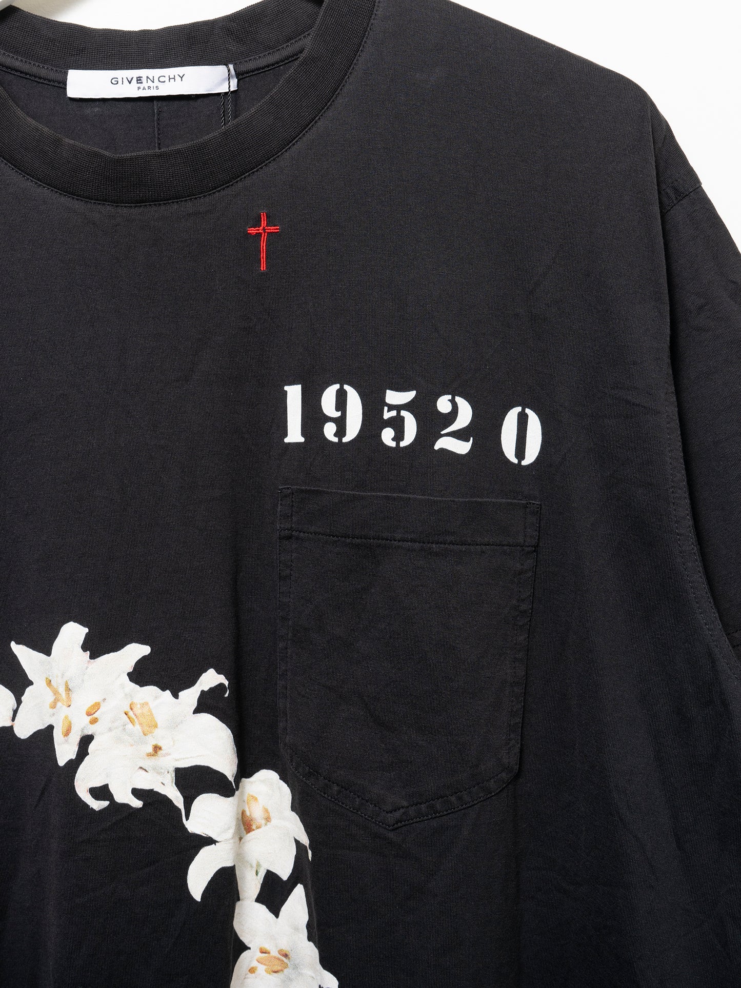 SS16 Ring of Lilies / 19520 T-Shirt