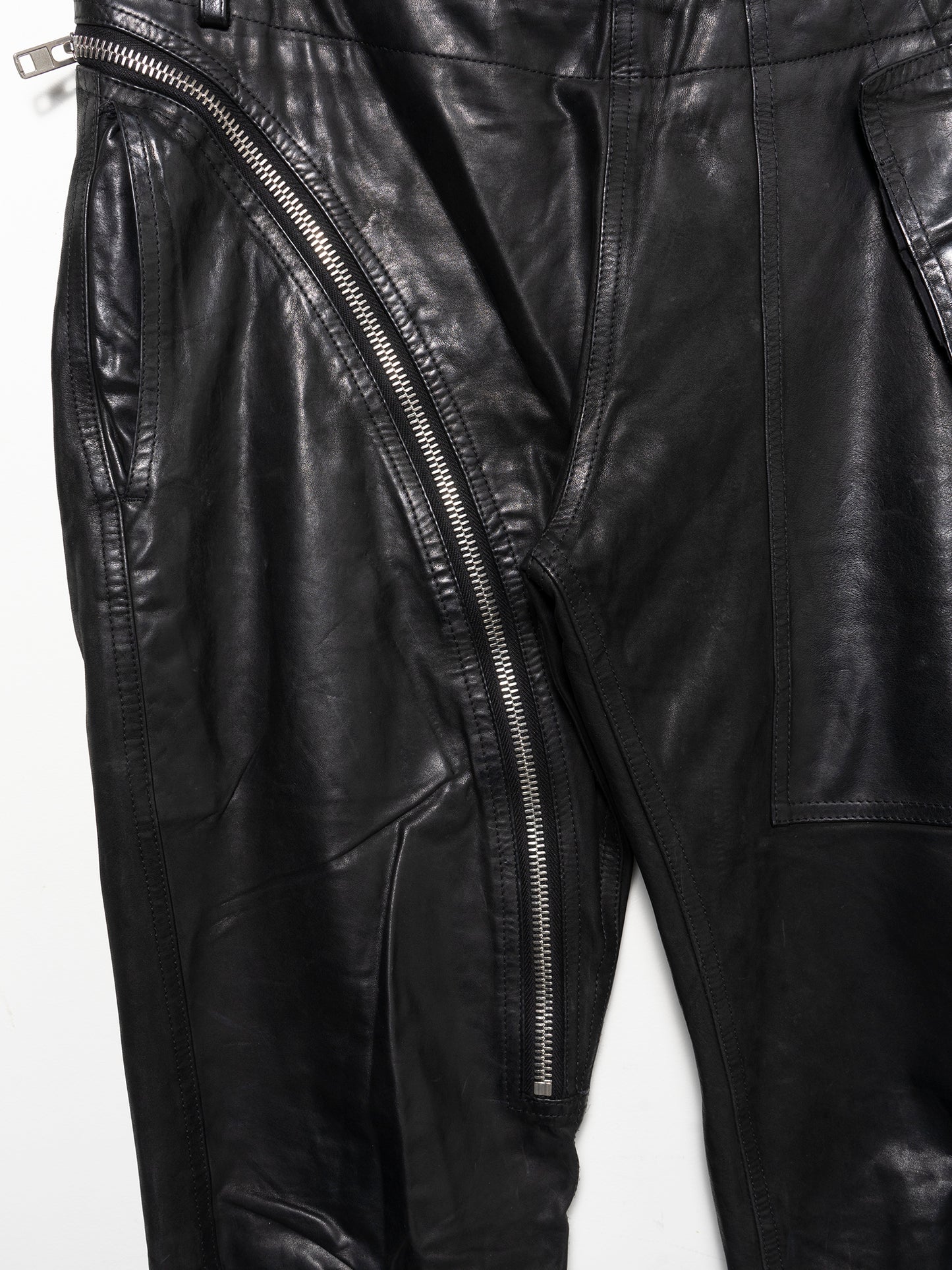 FW15 “Sphinx” Leather Aircuts