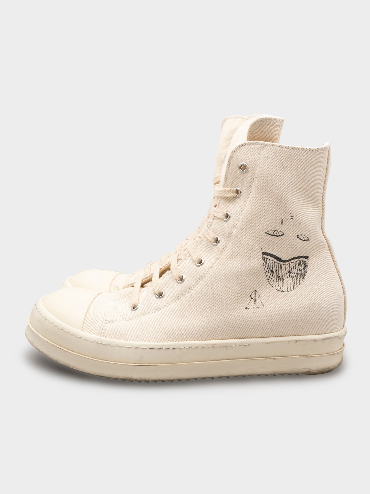 Paris Exclusive Canvas Ramones