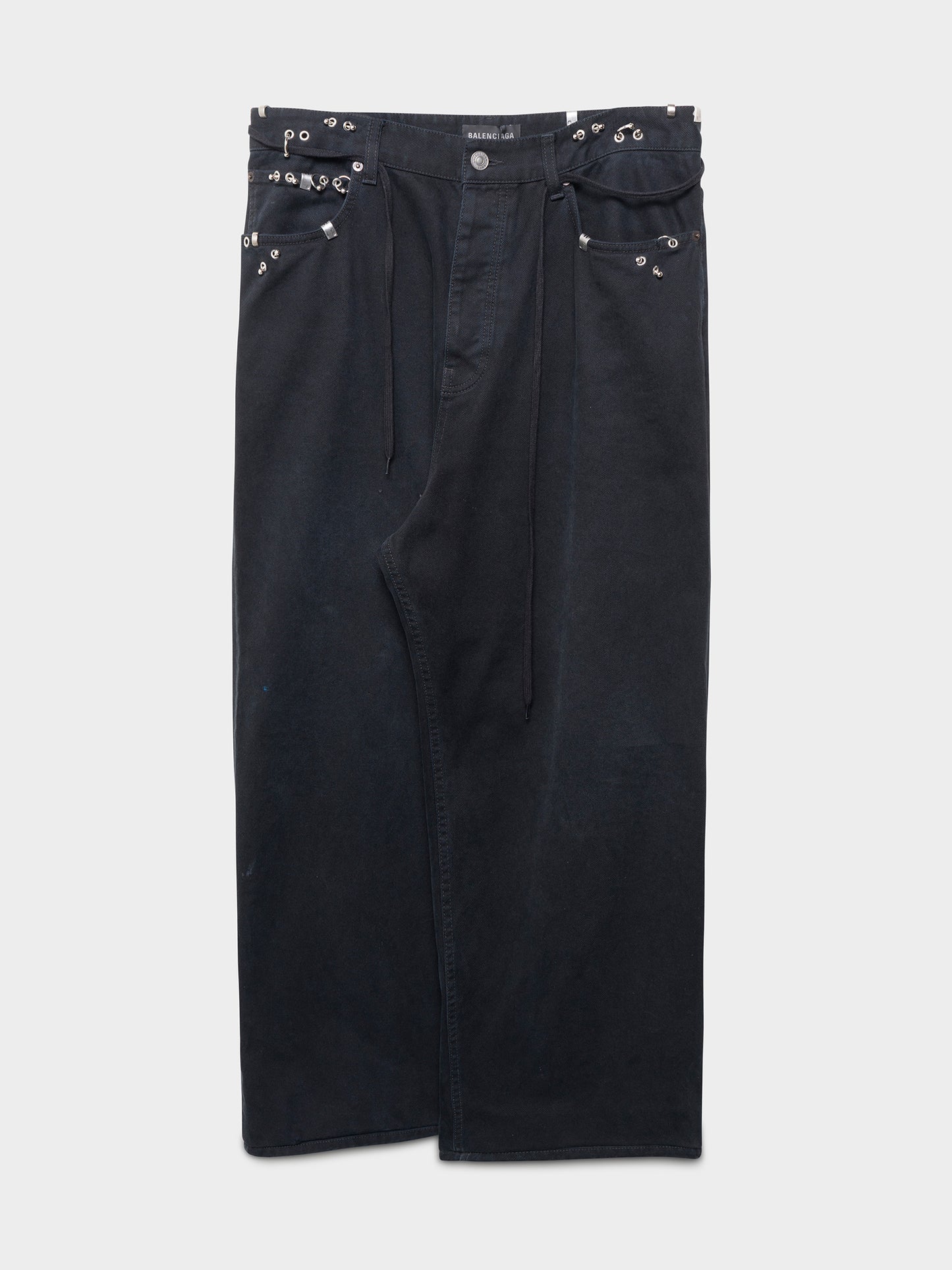 Piercing Jeans