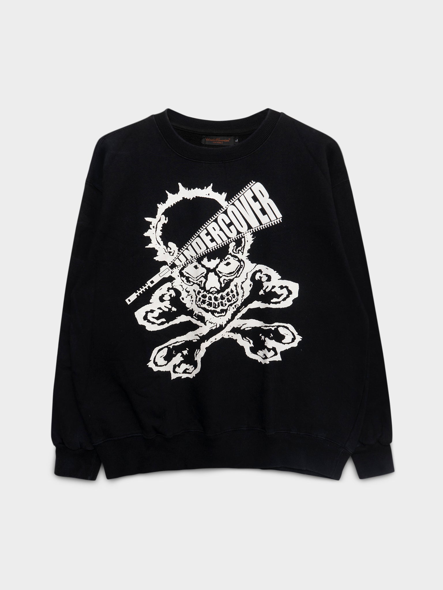 Undercover | Groupie