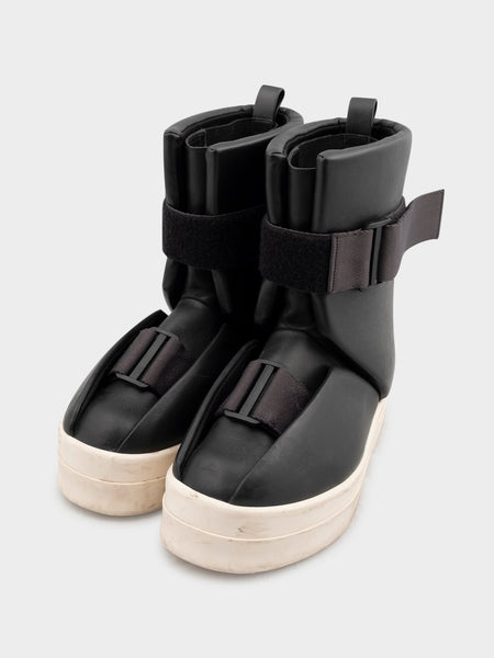 Rick Owens: 'Luxor' Runway Splint Boots | Groupie