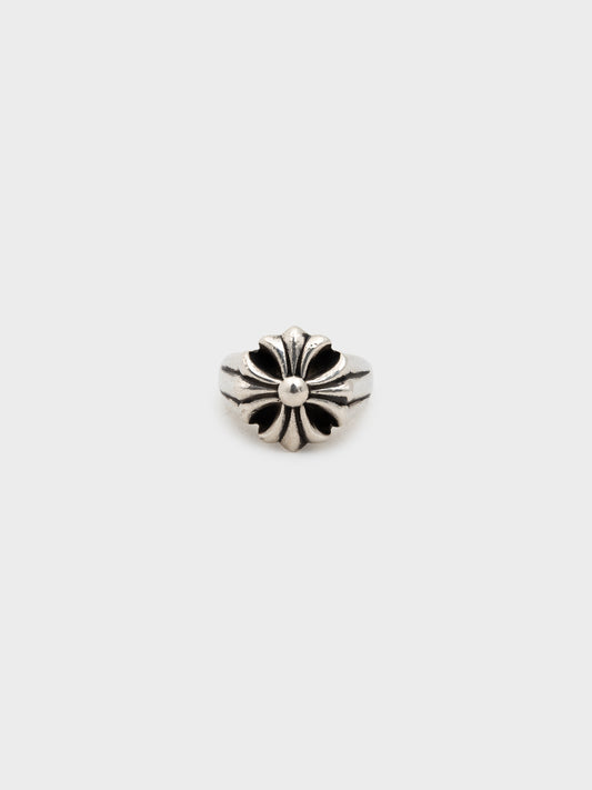 Cut Out Plus Ring