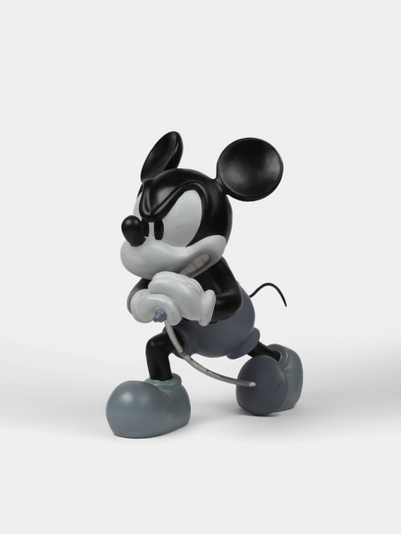 Number (N)ine: Big Mickey Statue | Groupie