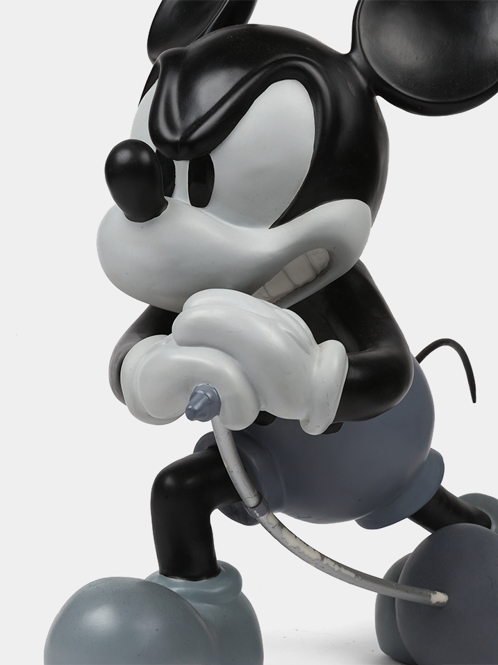 Number (N)ine: Big Mickey Statue | Groupie Number (N)ine: Big Mickey Statue | Groupie
